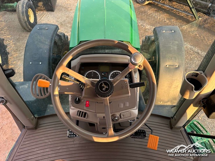 john-deere-6140m-image-8