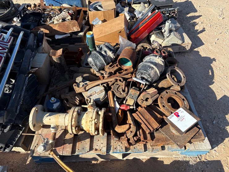 (3-pallets)-w/-water-coolers,-hydraulic-&-gas-hoses,-ratchet-straps,-slip-dies,-flanges,-etc.-image-3