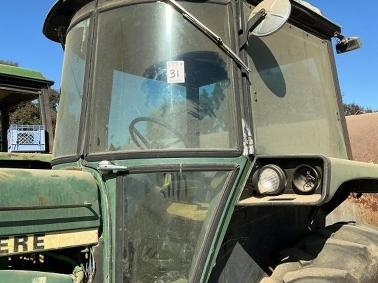 john-deere-4640-tractor,-powershift-image-9