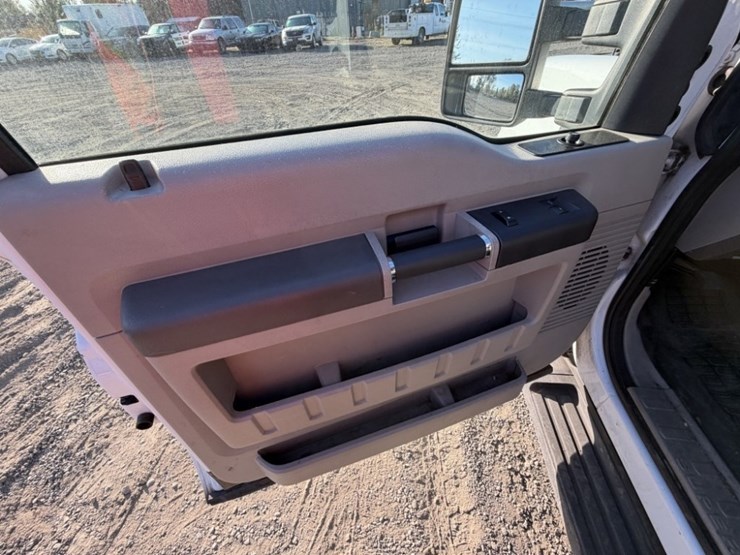 2008-ford-f250-extra-cab-4x4-pickup-image-24
