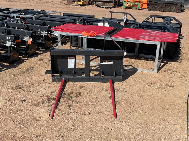 #4111-•-landhonor-skid-steer-bale-spear-attachment-image-10