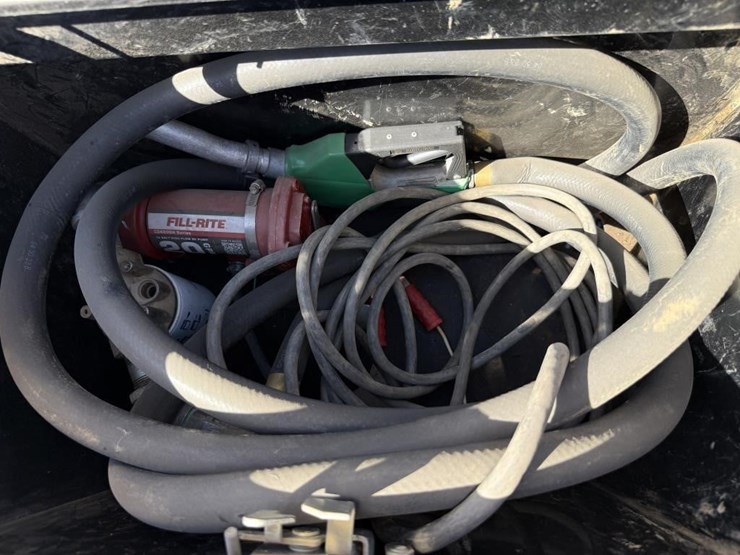 2019-lee-dt975-t/a-fuel-tank-trailer-image-8