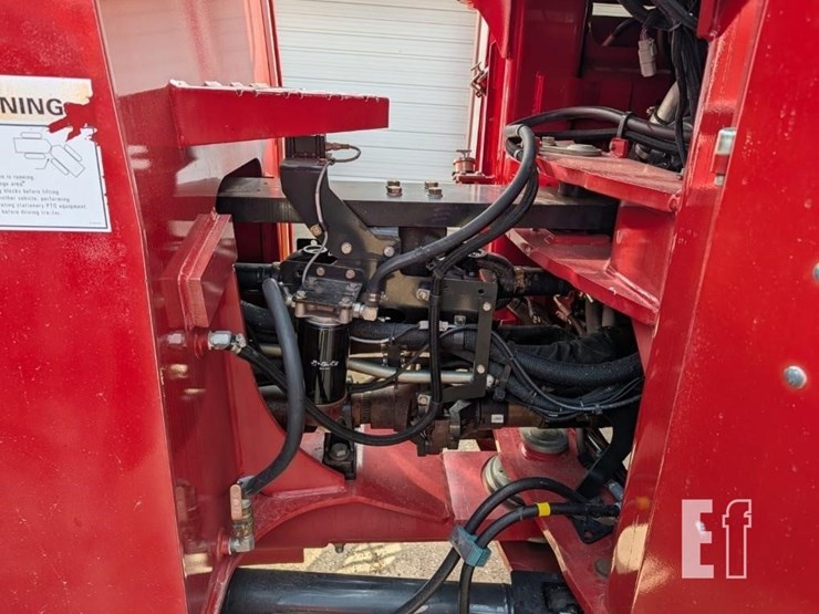 case-ih-steiger-485-image-10