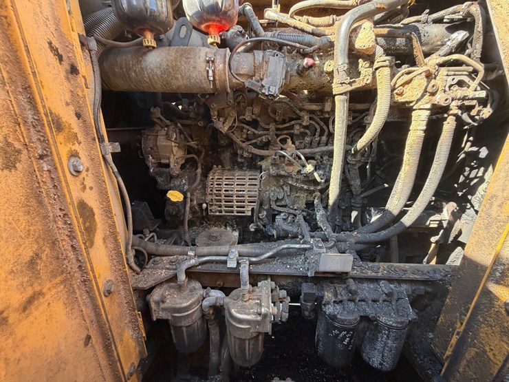 #4098-•-2015-john-deere-870g-lc-excavator-image-100