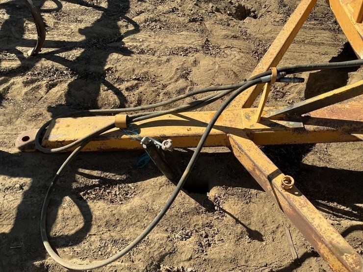 custom-16'-portable-pull-stomper-roller-image-9