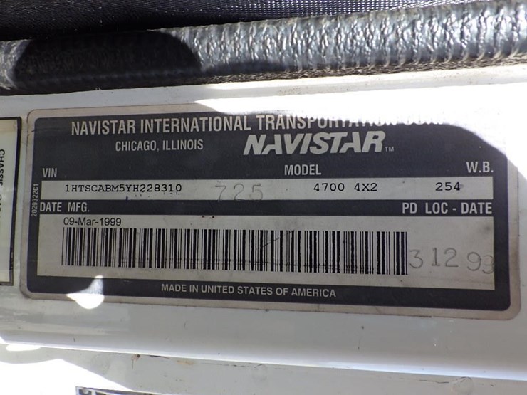 2000-international-4700-image-46