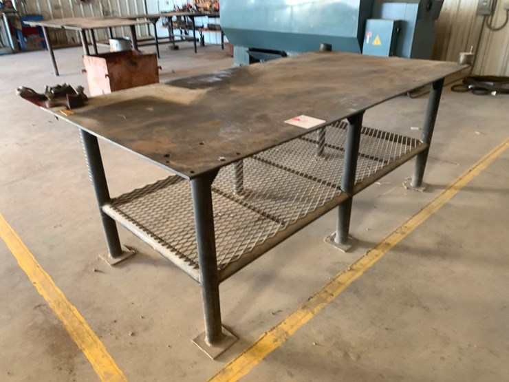 8’-x-4’-x-3’-metal-shop-table-w/-ridgid-1/4”-to-6”-pipe-vise-image-2