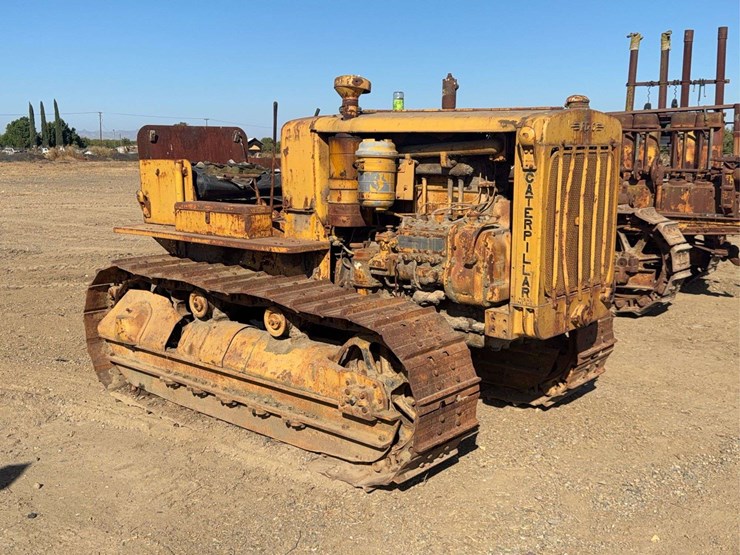 caterpillar-rd6-image-1