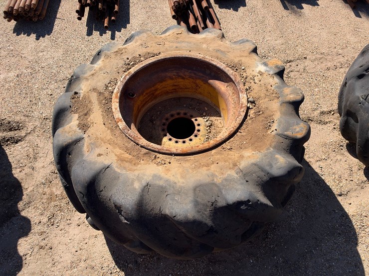 #41607-•-heavy-duty-skidder-tire-image-3