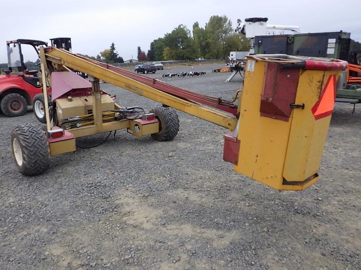 guf-orbit-lift-tow-behind-pruning-tower-image-7