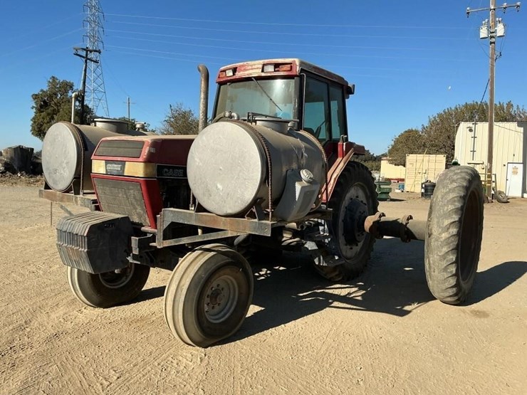 case-ih-7120-tractor-image-2