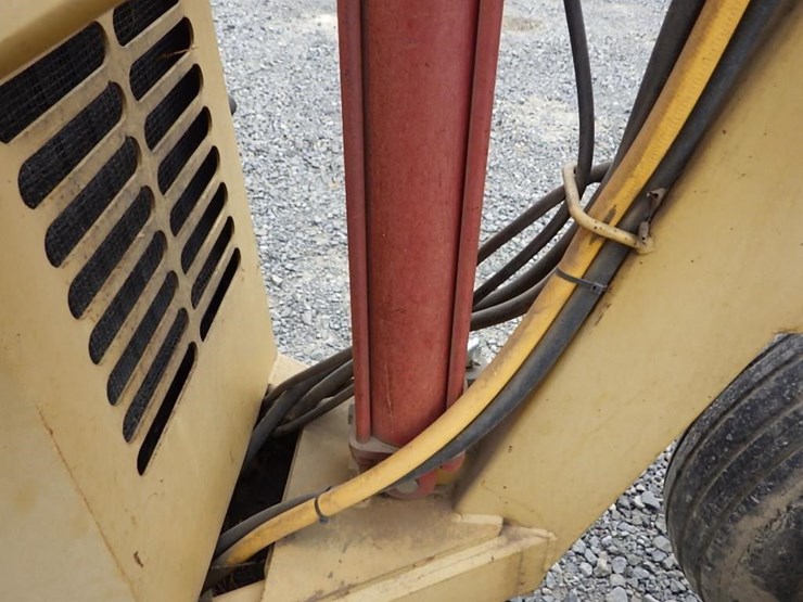 guf-orbit-lift-tow-behind-pruning-tower-image-23