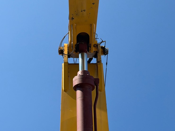 #4098-•-2015-john-deere-870g-lc-excavator-image-40