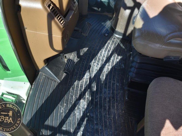 2010-john-deere-9530-image-39