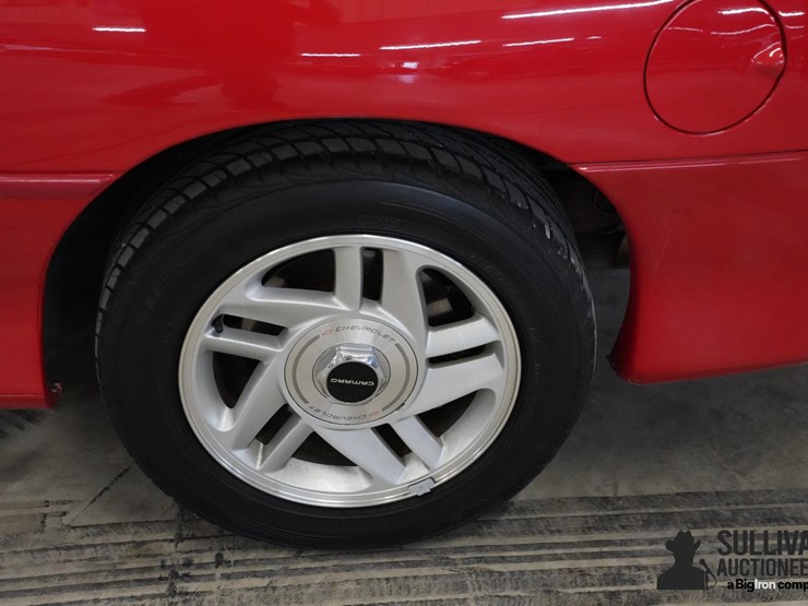 run-#57---1994-chevrolet-camaro-z28-convertible-image-18