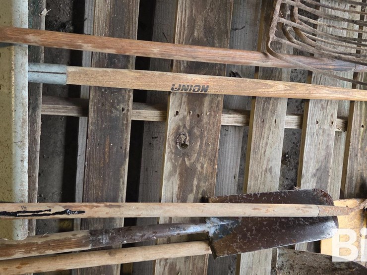 hand-&-yard-tools-image-12