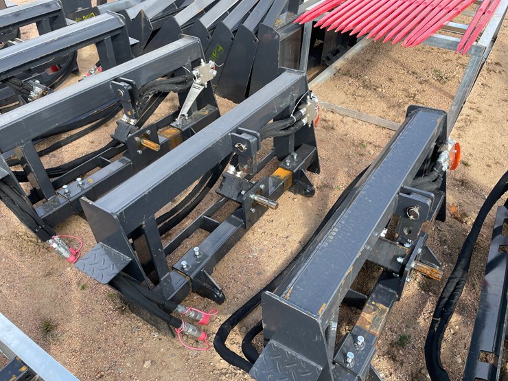 #4119-•-landhonor-skid-steer-3-point-hitch-adapter-image-7