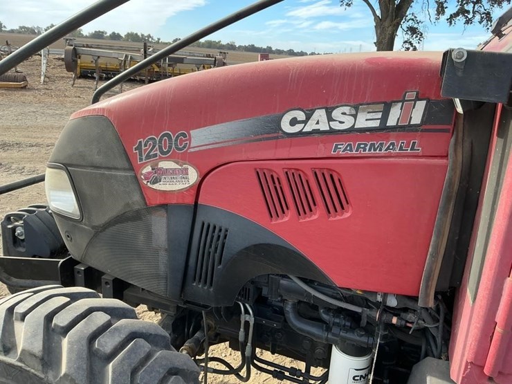 case-ih-120c-tractor,-mfwd,-1-owner-image-12