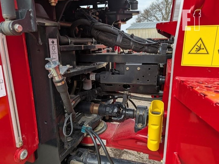 2020-case-ih-steiger-540-image-11
