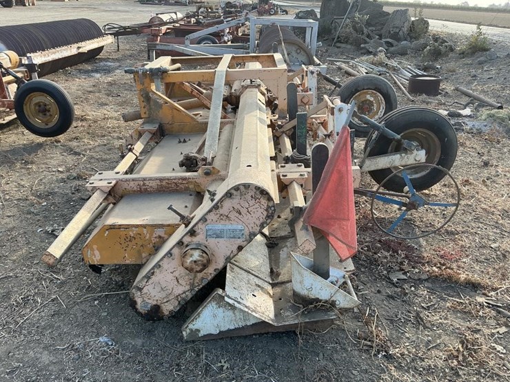 johnson-3-pt-3-row-60"-pto-mulcher-image-3