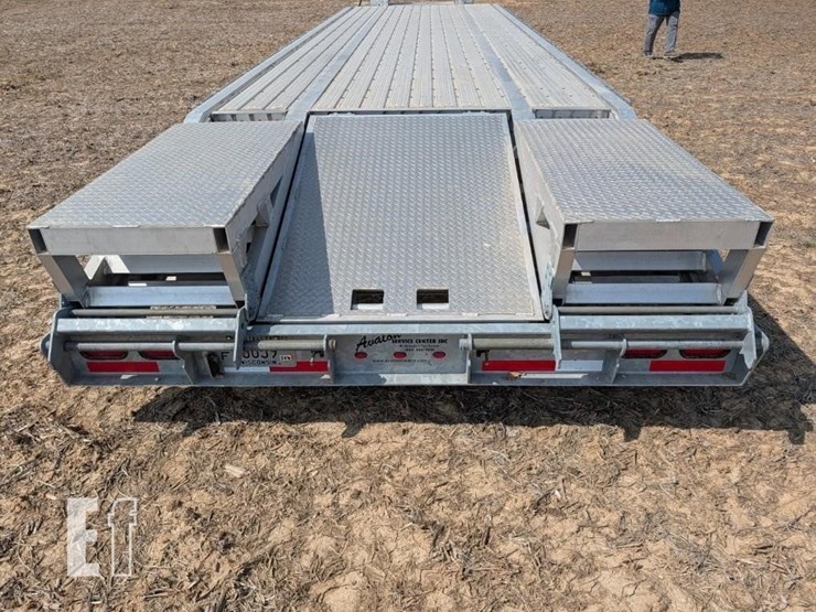 2013-crossman-gooseneck-trailer-image-7
