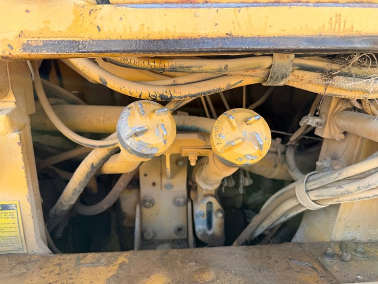 #4088-•-caterpillar-963-crawler-loader-image-62