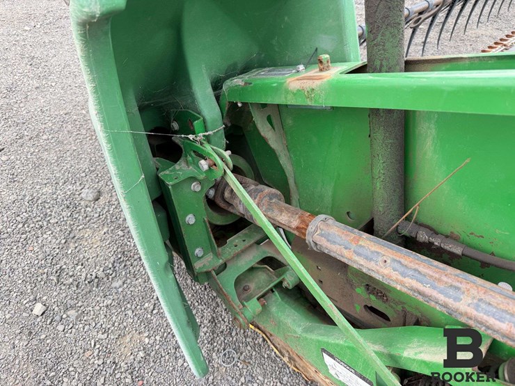 2017-john-deere-635fd-draper-header-image-45