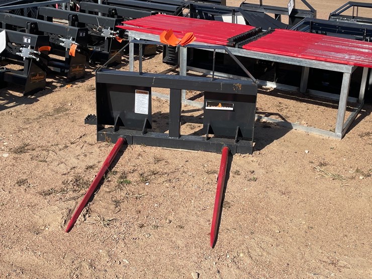 #4102-•-landhonor-skid-steer-bale-spear-attachment-image-12