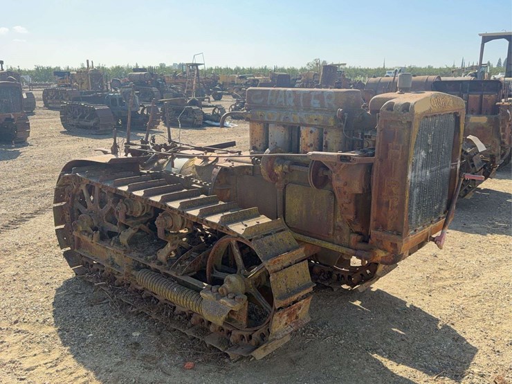 caterpillar-thirty-image-4