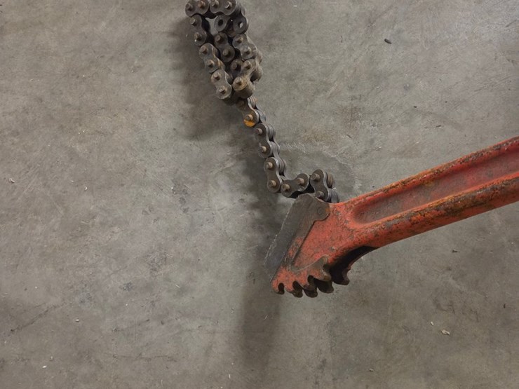 #73-•-pipe-turners-image-1