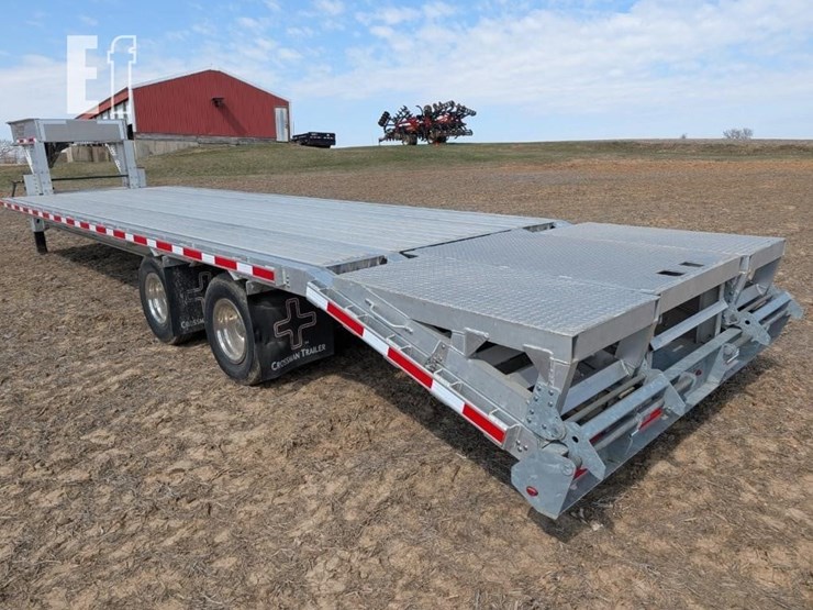 2013-crossman-gooseneck-trailer-image-9