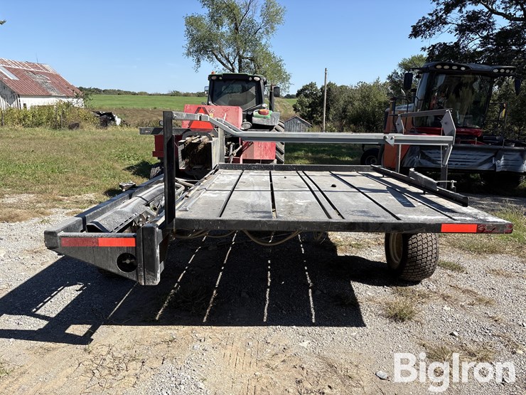 massey-ferguson-hesston-1840-small-square-baler-&-hoelscher-accumulator-image-6