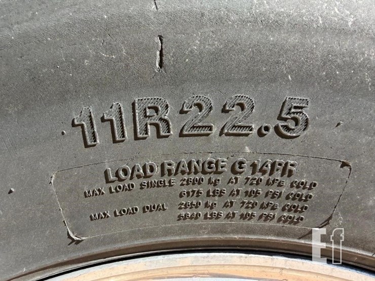2013-peterbilt-386-image-28