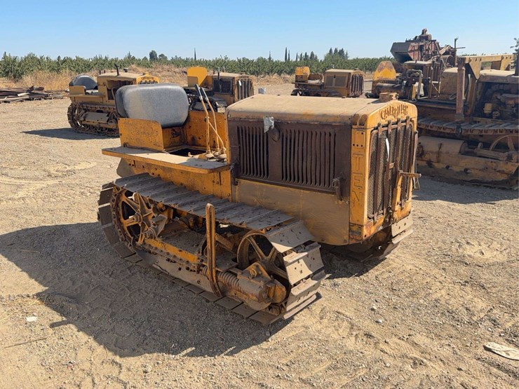 caterpillar-ten-image-7