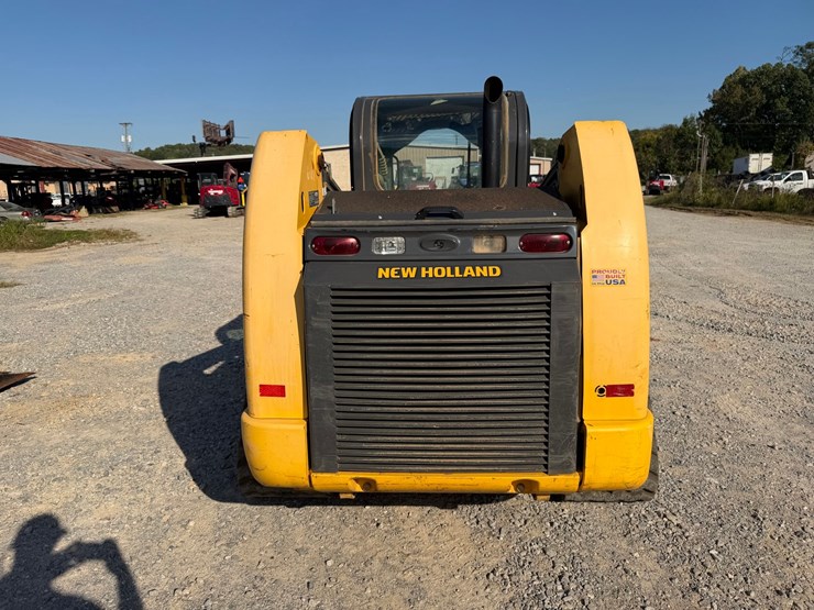 #4093-•-2023-new-holland-c334-tracked-skid-steer-image-4