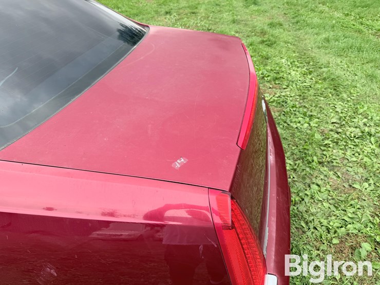 2008-cadillac-dts-performance-sedan-image-13