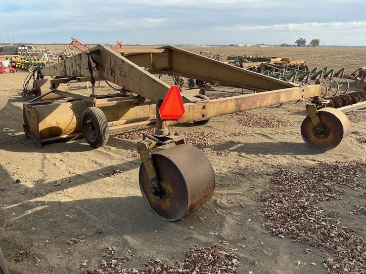 universal-14'x30'-triplane-image-4