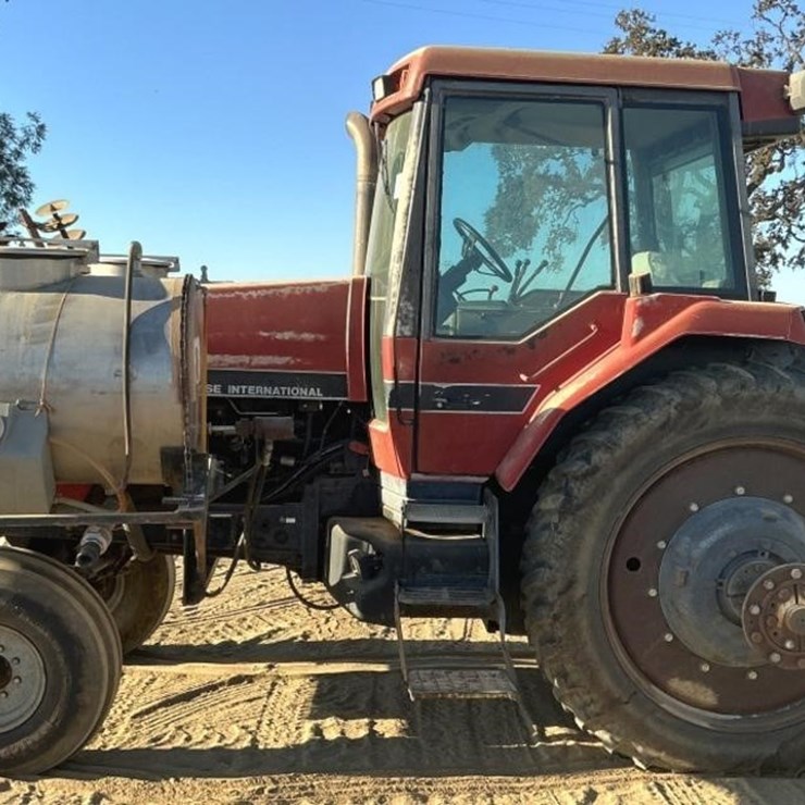 CASE-IH 7220 Tractor