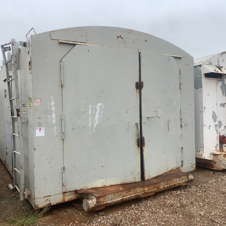 43’ L x 13’ W x 10’ 6” H Skidded Dog House