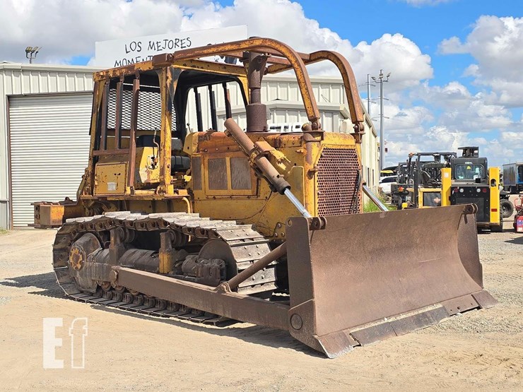 caterpillar-d6d-image-2