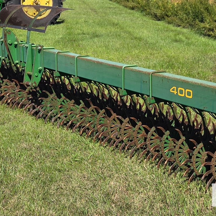 John Deere 400 Rotary Hoe