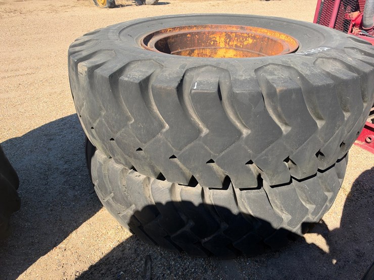 #41532-•-various-equipment-tires-image-2