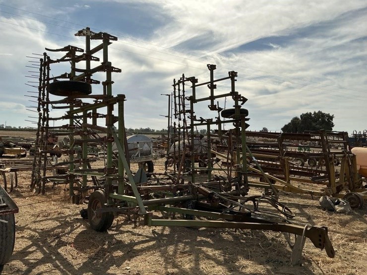 glencoe-32'-fold-up-field-cultivator-image-3