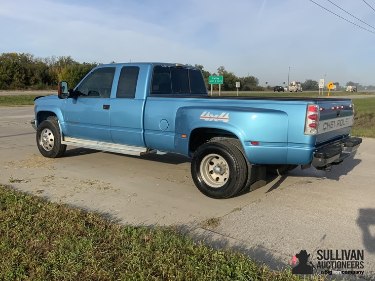1993-chevrolet-gmt-400-k3500-4x4-extended-cab-dually-pickup-image-7