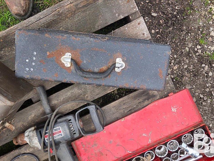 pallet-of-misc-tools-image-13