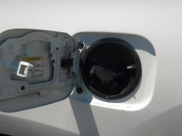 2012-toyota-rav4-image-6