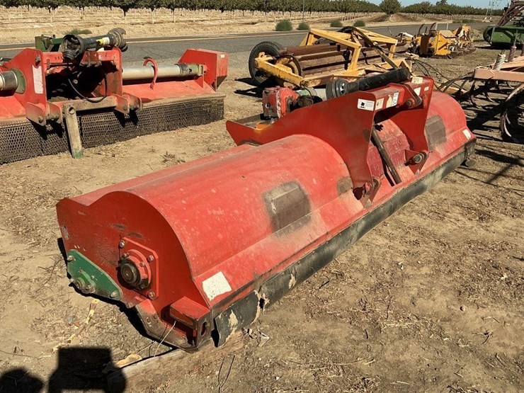 rears-13'-3-pt-pto-chopper-image-3