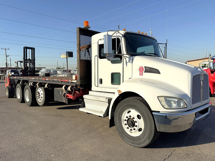 2020-kenworth-t370-image-2
