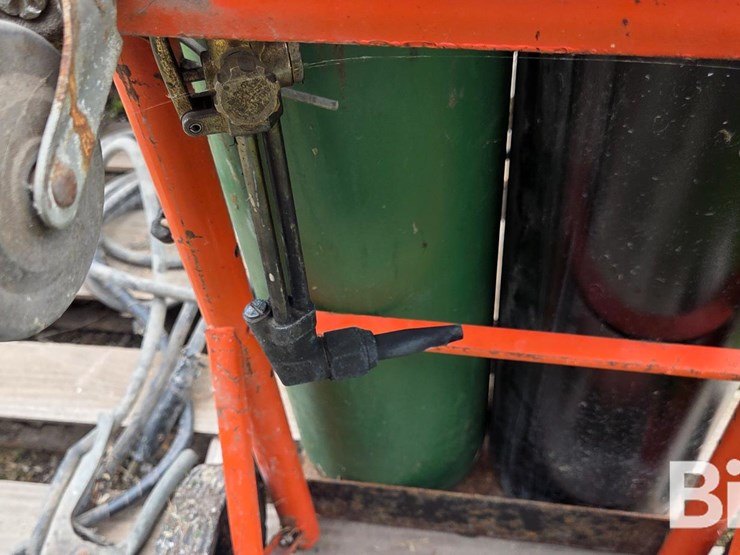century-235-ac-welder-&-torch-image-14