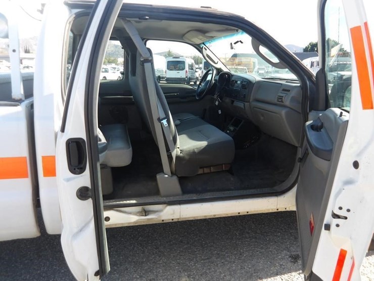 2006-ford-f250-image-11